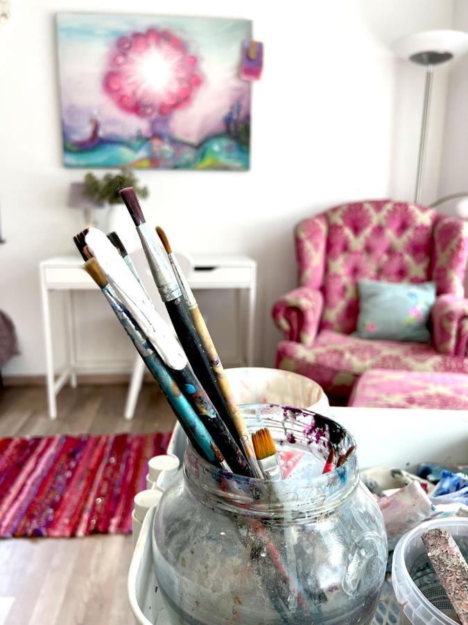 شقة Schlafen Im Atelier - Einzigartiges Gaestezimmer Am Ammersee شوندورف ام أميرسي المظهر الخارجي الصورة