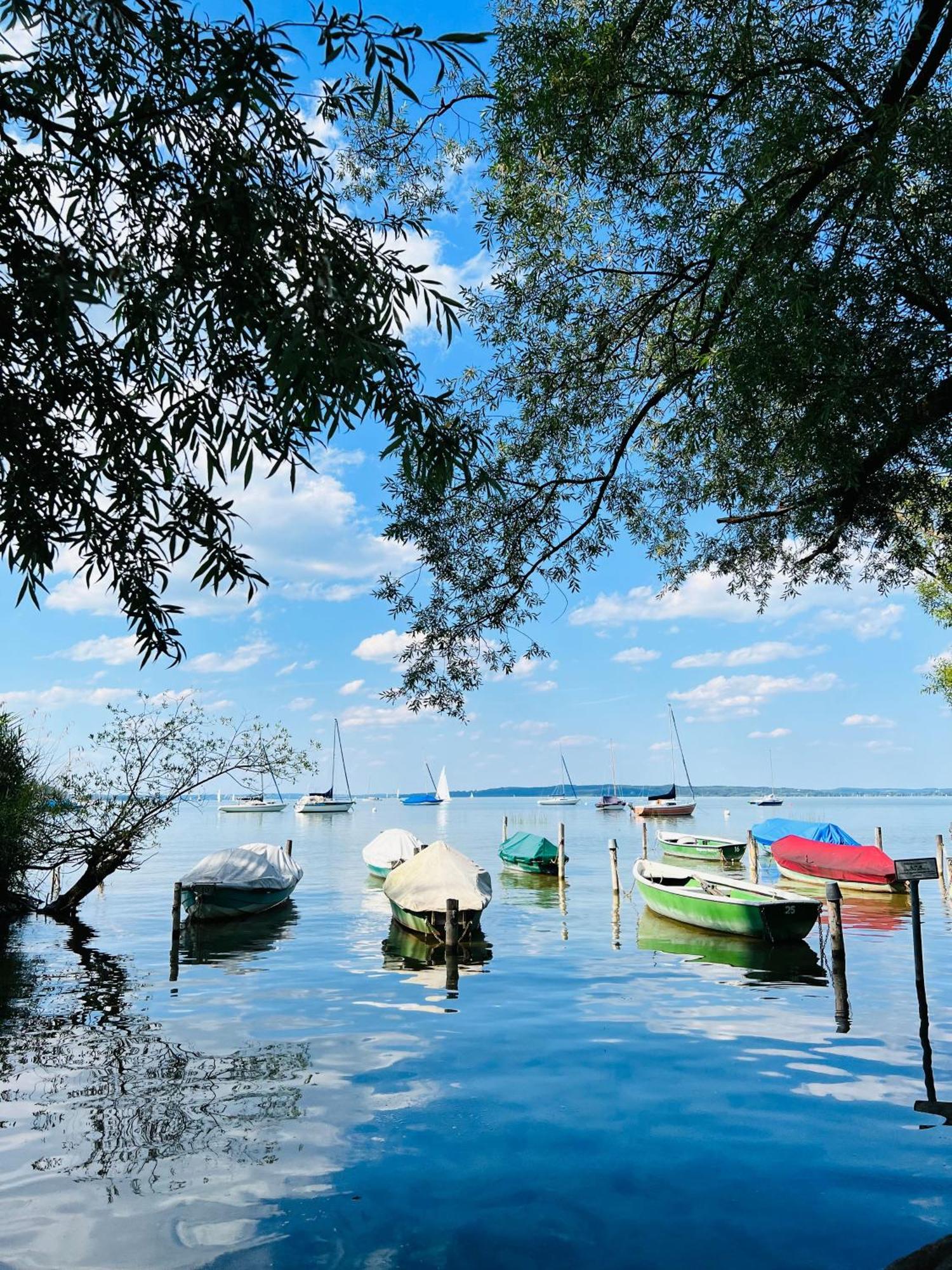 شقة Schlafen Im Atelier - Einzigartiges Gaestezimmer Am Ammersee شوندورف ام أميرسي المظهر الخارجي الصورة